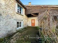 Maison en pierre de 150 M²  avec travaux à SAINT VIVIEN DE MONSEGUR