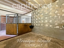 Equestrian property on over 4 hectares with a 133 m² house