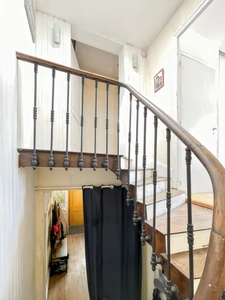 IDEAL Famille ou Investisseurs Maison en Pierre avec cours, jardin et grange