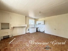 Ensemble immobilier de 300M² 11 pièces sur environ 2976 M²