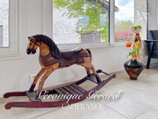 Belle Girondine avec Gîte et boxes pour chevaux à SAINT CHRISTOPHE DE DOUBLE sur 12000M² de terrain. 