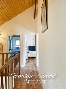 Belle Girondine avec Gîte et boxes pour chevaux à SAINT CHRISTOPHE DE DOUBLE sur 12000M² de terrain. 
