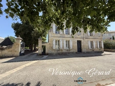 BELLE MAISON EN PIERRE DE TAILLE DE 252 M², 7 CHAMBRES, COMBLES AMÉNAGEABLES, JARDIN PAYSAGER,3 GARAGES