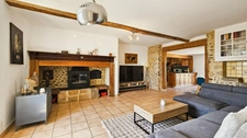 Maison à vendre 5 pièces avec jardin et piscine LEMBEYE (64)