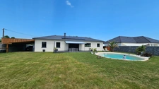 Maison à vendre 6 pièces avec jardin , garage et piscine OURSBELILLE (65)