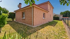 Maison à vendre 5 pièces, 4 chambres avec jardin et garage à LALOUBERE (65)