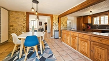 Maison à vendre 5 pièces avec jardin et piscine LEMBEYE (64)