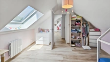 Maison récente à vendre 6 pièces 4 chambres avec double garage et jardin LOUEY (65)