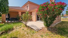 Maison à vendre 5 pièces, 4 chambres avec jardin et garage à LALOUBERE (65)