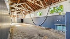 Immeuble à rénover avec local commercial + 2 T5 à vendre TARBES (65)