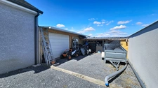 Maison plain pied avec double garage à vendre 5 pièces LOUEY (65)