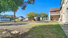 Corps de ferme rénové avec gite attenant à vendre 6 pièces MARSAC (65)