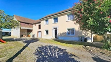 Corps de ferme rénové avec gite attenant à vendre 6 pièces MARSAC (65)