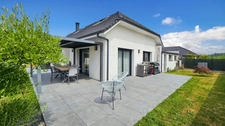 Maison récente à vendre 6 pièces 4 chambres avec double garage et jardin LOUEY (65)
