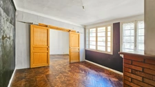 Immeuble à rénover avec local commercial + 2 T5 à vendre TARBES (65)
