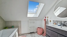 Maison récente à vendre 6 pièces 4 chambres avec double garage et jardin LOUEY (65)