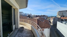 Appartement à vendre 2 pièces avec balcon et cave en hyper centre TARBES (65)