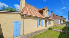 Maison à vendre 5 pièces avec jardin et piscine LEMBEYE (64)