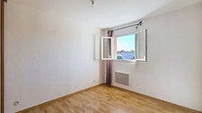 Maison à vendre 5 pièces, 4 chambres avec jardin et garage à LALOUBERE (65)