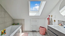 Maison récente à vendre 6 pièces 4 chambres avec double garage et jardin LOUEY (65)