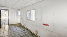 Immeuble à rénover avec local commercial + 2 T5 à vendre TARBES (65)