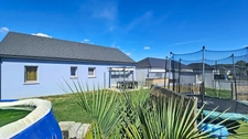 Maison plain pied avec double garage à vendre 5 pièces LOUEY (65)