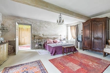Propriété à vendre 8 pièces à FISMES (51)