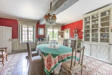 Propriété à vendre 8 pièces à FISMES (51)