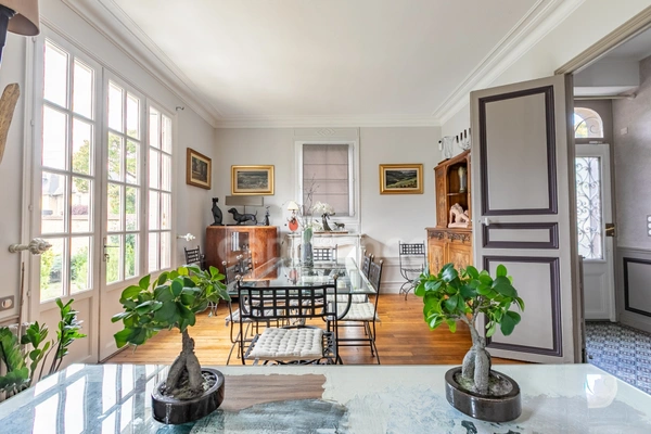 Maison de caractère à vendre 7 pièces SOISSONS (02)