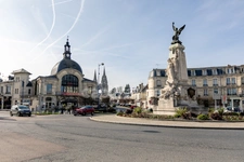 Dpt Aisne (02), à vendre SOISSONS immeuble 1400 m²