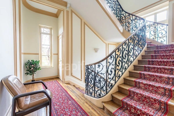 Propriete à vendre 30 pièces proche de REIMS (51)