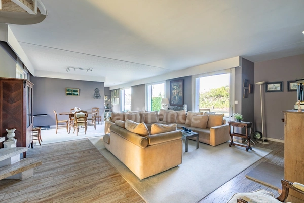 Maison à vendre 10 pièces SOISSONS (02)