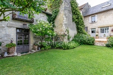 Propriété à vendre 8 pièces à FISMES (51)