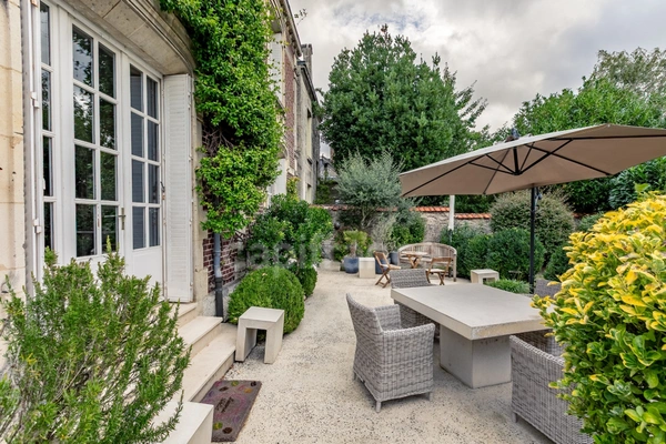 Maison de caractère à vendre 7 pièces SOISSONS (02)