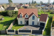 Maison à vendre 5 pièces  ()