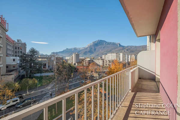 Appartement T4 de 89,82 m² Boulevard Joseph Vallier GRENOBLE (38)