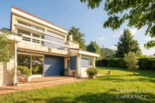 VOIRON: une maison à la campagne au cœur de la ville