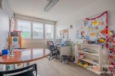 Immeuble à vendre ECHIROLLES (38)
