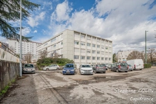 Immeuble à vendre ECHIROLLES (38)