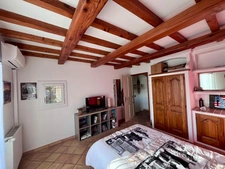 Family home of 175 m² with swimming pool – Basement of 150 m² – Land of 5000 m² – Near Avignon and Saint-Rémy-de-Provence