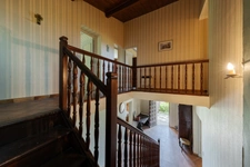 Exceptional house, 8 rooms, residential area (30)