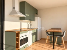  LA CIOTAT (13) – T2 de 43,24 m² au dernier étage avec ascenseur, balcon et vue dégagée