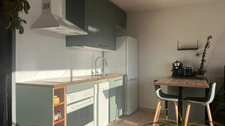  LA CIOTAT (13) – 2-room apartment of 43.24 m² on the top floor with elevator, balcony and unobstructed view