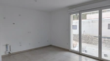 Saint-Rémy-de-Provence – Ground floor studio with garden