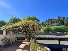 Townhouse, 4 bedrooms + 1 office with garden and garage