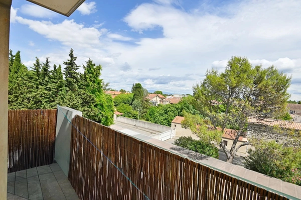 Appartement T4 66m² avec balcon – Locataire en place – Avignon Route de Morières