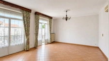 Townhouse, 4 bedrooms + 1 office with garden and garage