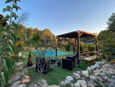 Family home of 175 m² with swimming pool – Basement of 150 m² – Land of 5000 m² – Near Avignon and Saint-Rémy-de-Provence