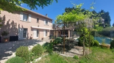 A vendre – Mas Provençal rénové, 4 chambres, avec pisicine et garage