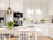 SAINT REMY DE PROVENCE (13), appartement T3 de 60,8m², 1er étage avec loggia